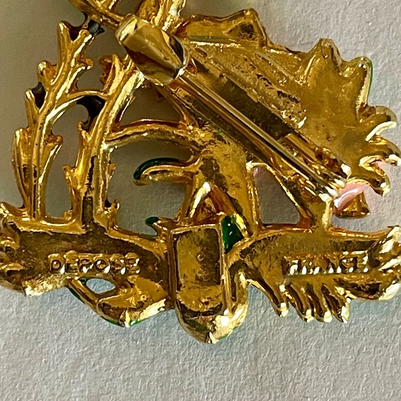 Vintage Signed Depose France Pink Elephant Brooch Enamel and Goldtone - Picture 5 of 5